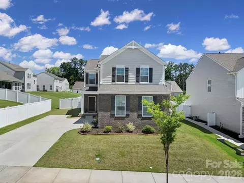 635 Synclaire Pl, Rock Hill, SC 29730