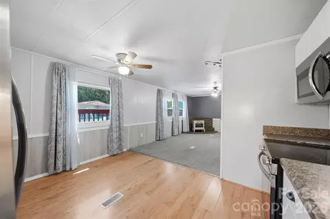 5404 B J Dr, Conover, NC 28613 photo 13