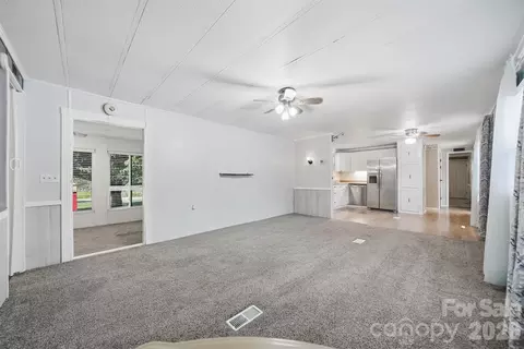 5404 B J Dr, Conover, NC 28613 photo 7