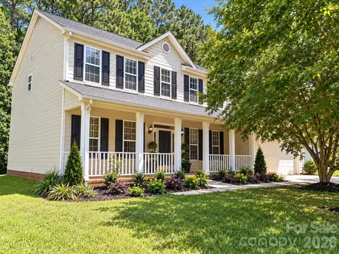 6719 Reedy Creek Rd, Charlotte, NC 28215