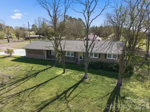 20402 Norton Rd, Albemarle, NC 28001