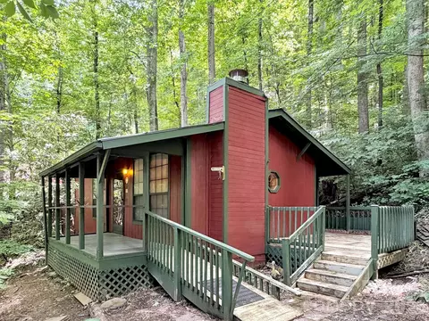 279 Rocky Top Rd, Maggie Valley, NC 28751