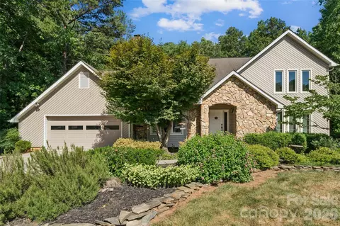 7935 Altacrest Dr, Concord, NC 28027