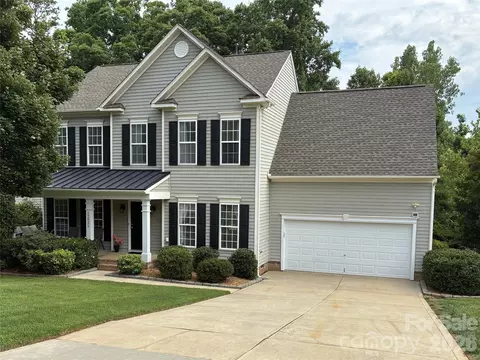 12025 Harmon Ln, Pineville, NC 28134