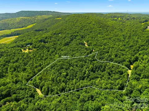 14 Basin Creek Drive #14, Taylorsville, NC 28681