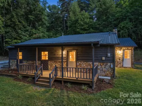 1415 Mcrary Creek Rd, Lenoir, NC 28645