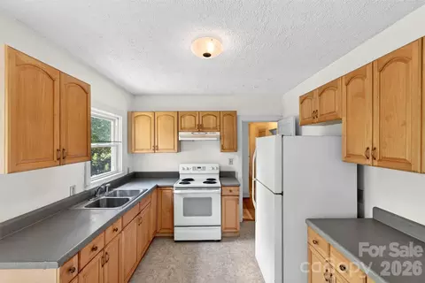 Kitchen - 64 Second St, Tryon, NC 28782 photo 2 of 3