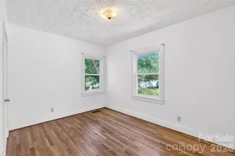 Bedroom - 64 Second St, Tryon, NC 28782 photo 1 of 7