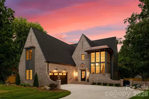 5555 Lansing Dr, Charlotte, NC 28270