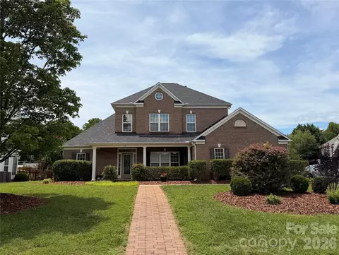 104 Elizabeth Hearth Rd, Mooresville, NC 28115