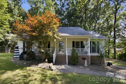 699 Wyndale Dr, Rock Hill, SC 29730