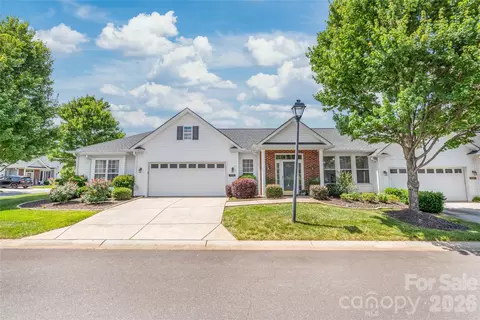 9205 Duckhorn Dr, Charlotte, NC 28277