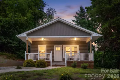 106 Thistle Field Dr, Asheville, NC 28806