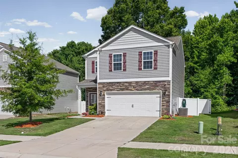 542 King Clover Ln, Clover, SC 29710