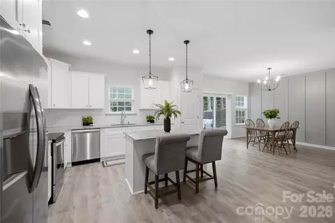 4432 Woodwind St, Charlotte, NC 28213