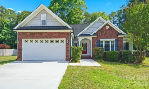 330 Camelot Rd, Salisbury, NC 28147