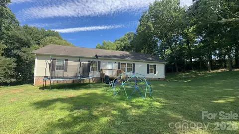 434 Mcalpin Ln, Taylorsville, NC 28681