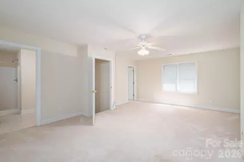Bedroom - 112 Mooreland Ne Dr NE, Conover, NC 28613 photo 4 of 6