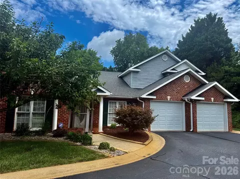 112 Mooreland Ne Dr NE, Conover, NC 28613