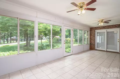 Exterior - 112 Mooreland Ne Dr NE, Conover, NC 28613 photo 9 of 9