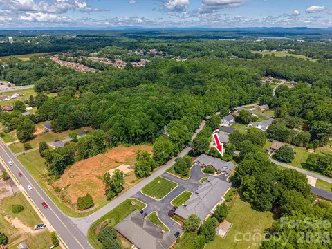 View/Area - 112 Mooreland Ne Dr NE, Conover, NC 28613 photo 3 of 4