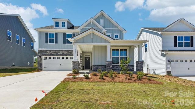 3989 Guinevere Dr, Gastonia, NC 28056