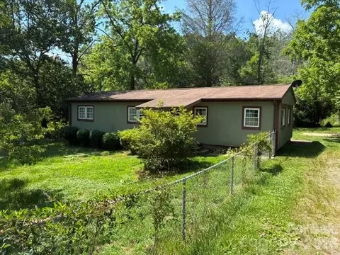 419 Blue Ridge Rd, Black Mountain, NC 28711