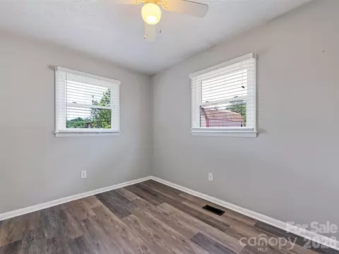 Bedroom - 111 Keith St, Clyde, NC 28721 photo 6 of 7