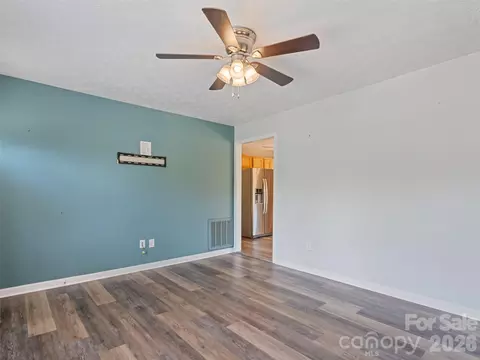 Living - 111 Keith St, Clyde, NC 28721 photo 4 of 6