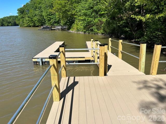 247 Windingwood Dr, Statesville, NC 28677