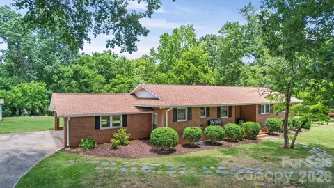 525 Julia Ave, Belmont, NC 28012