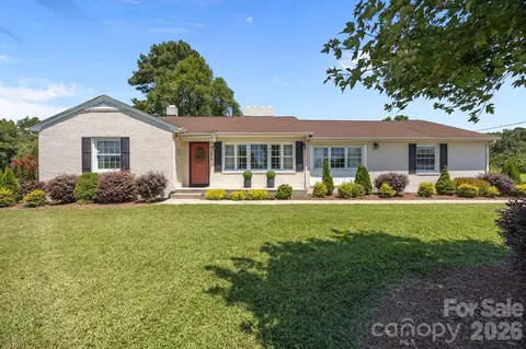 9256 Us Highway 311 Hwy, Archdale, NC 27263