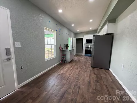Entry Way - 68 Circle Dr, Marion, NC 28752 photo 2 of 2