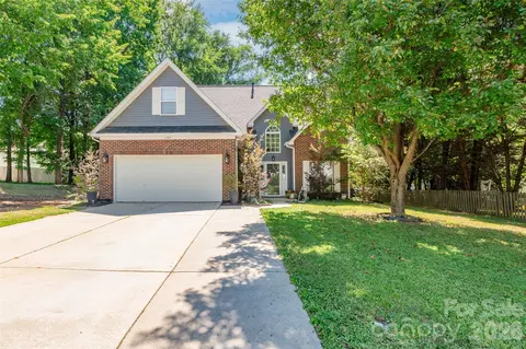 1562 Matthews Dr, Rock Hill, SC 29732