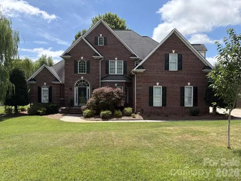 5523 Weavers Row, Gastonia, NC 28056