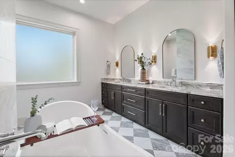 Bath - 2494 Primm Rd, Denver, NC 28037 photo 1 of 5