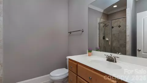 Bath - 4293 Soaring Eagle Cove Ct, Denver, NC 28037 photo 4 of 5