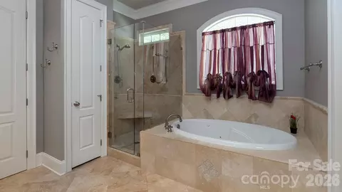 Bath - 4293 Soaring Eagle Cove Ct, Denver, NC 28037 photo 2 of 5