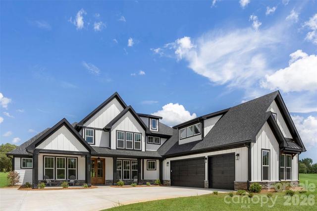4606 Quiet Rail Ct, Lancaster, SC 29720