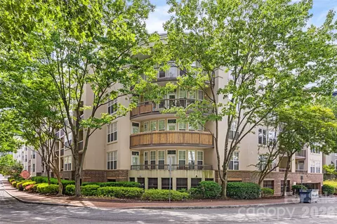 405 W 7th St, Charlotte, NC 28202