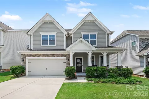 2010 Burton Point Ct, Waxhaw, NC 28173