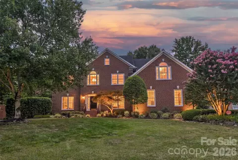 5403 Stallworth Dr, Charlotte, NC 28226