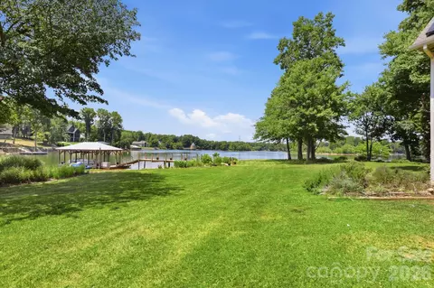 Exterior - 7631 Dellinger Rd, Denver, NC 28037 photo 6 of 6