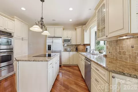 Kitchen - 7631 Dellinger Rd, Denver, NC 28037 photo 3 of 3