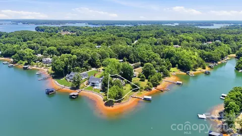 7631 Dellinger Rd, Denver, NC 28037
