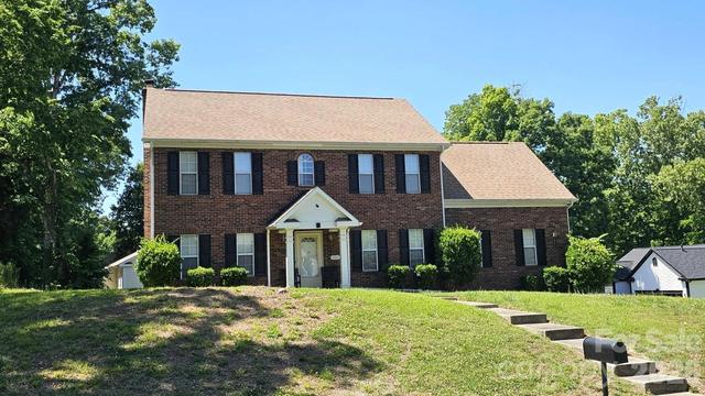 2425 Katherine Kiker Rd, Charlotte, NC 28213