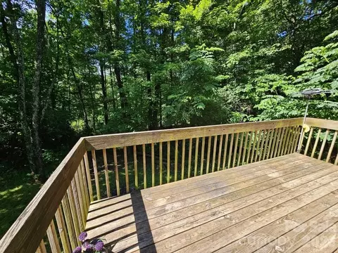 Exterior - 100 Squirrel Ln, Sapphire, NC 28774 photo 1 of 1
