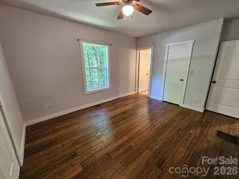 Bedroom - 100 Squirrel Ln, Sapphire, NC 28774 photo 3 of 5