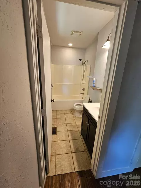 Bath - 100 Squirrel Ln, Sapphire, NC 28774 photo 2 of 2