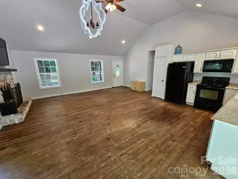 Living - 100 Squirrel Ln, Sapphire, NC 28774 photo 3 of 3